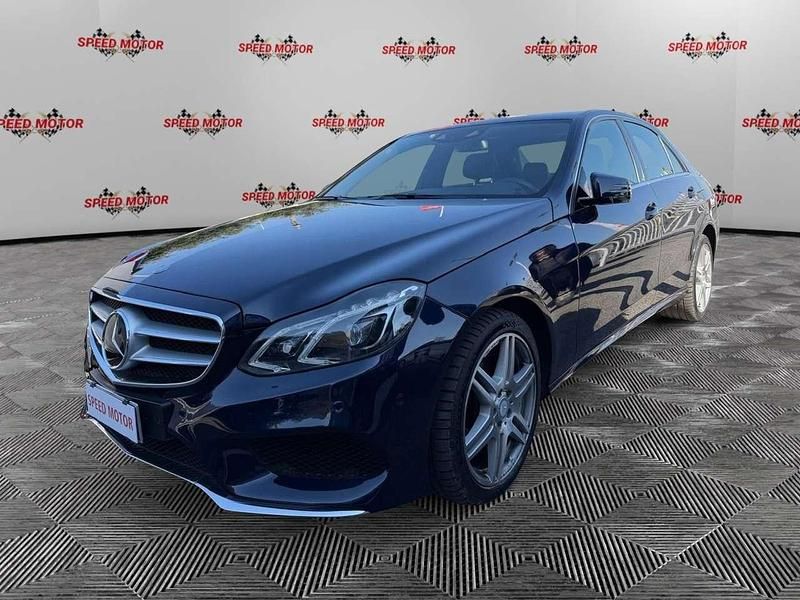 Usata Mercedes E350 Premium 306 CV (225 kW) 2013 Blu/azzurro Berlina