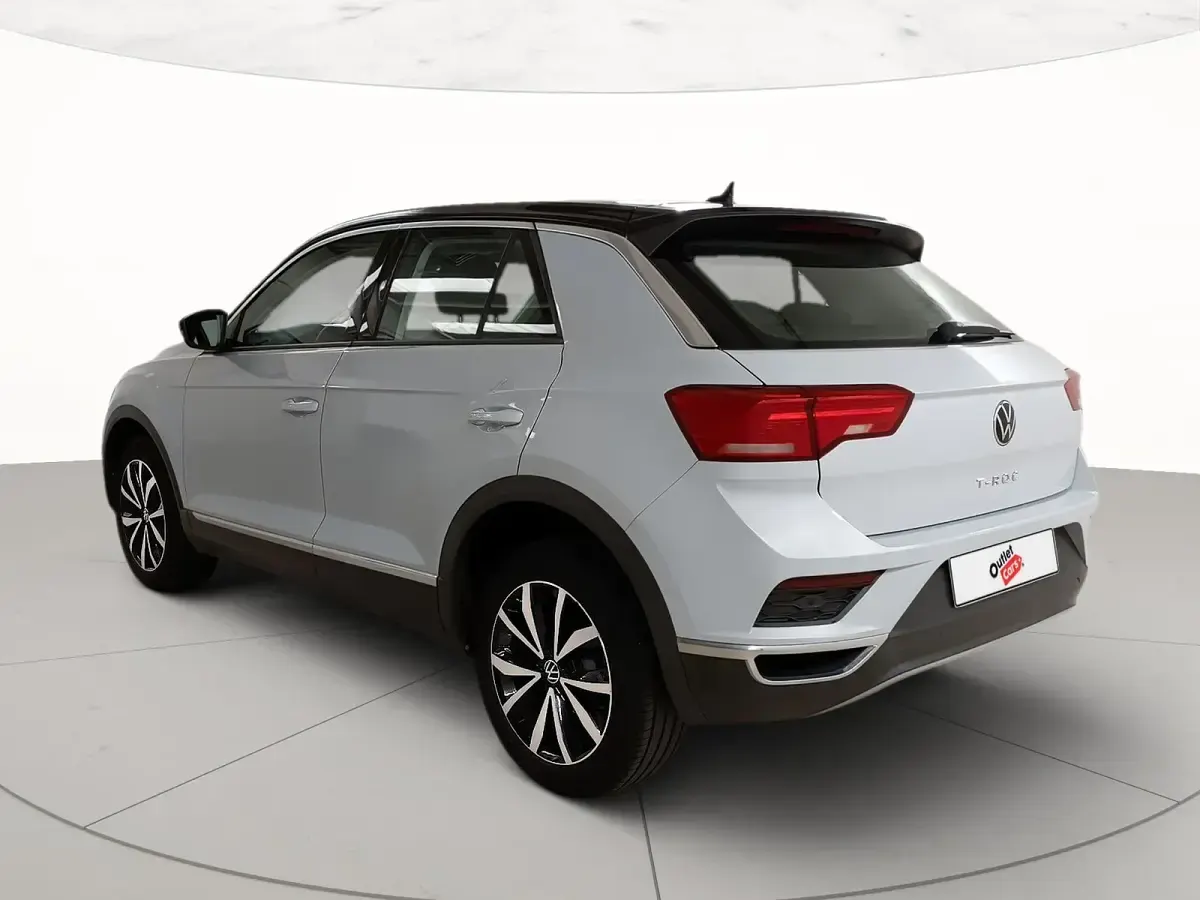 Usata VW T-Roc Style 110 CV (80 kW) 2020 White silver metallizzato nero SUV