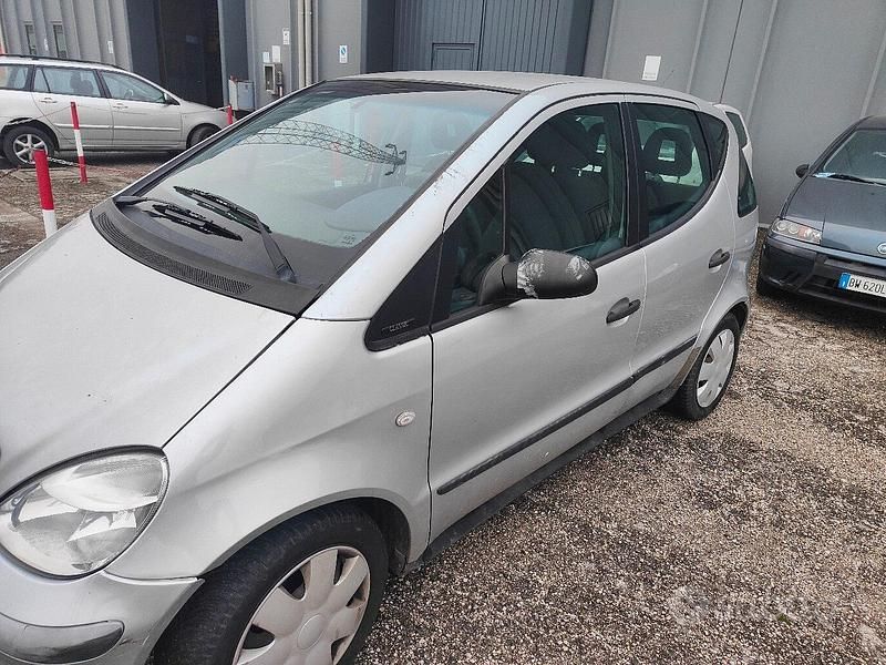 Usata Mercedes A160 2002 Grigio Monovolume