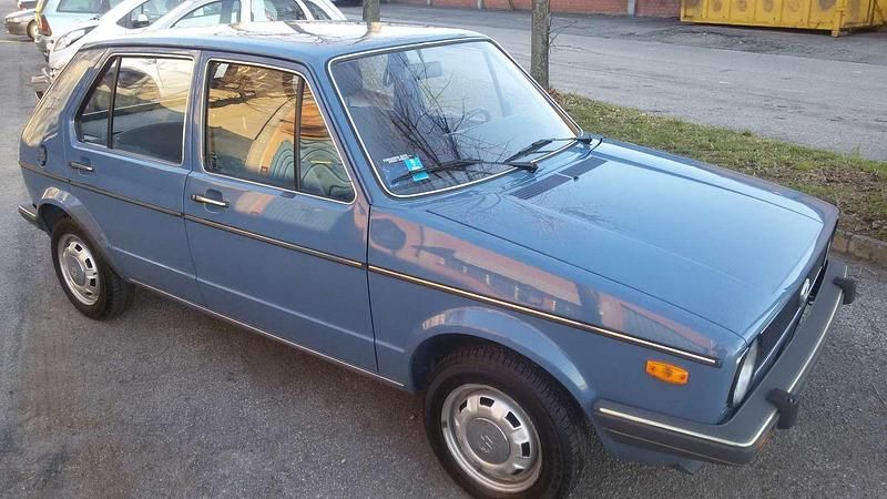 Usado VW Golf III 50 CV (36 kW) 1992 Azul Utilitario