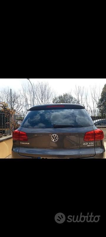 Usata VW Tiguan 140 CV (102 kW) 2012 Grigio SUV