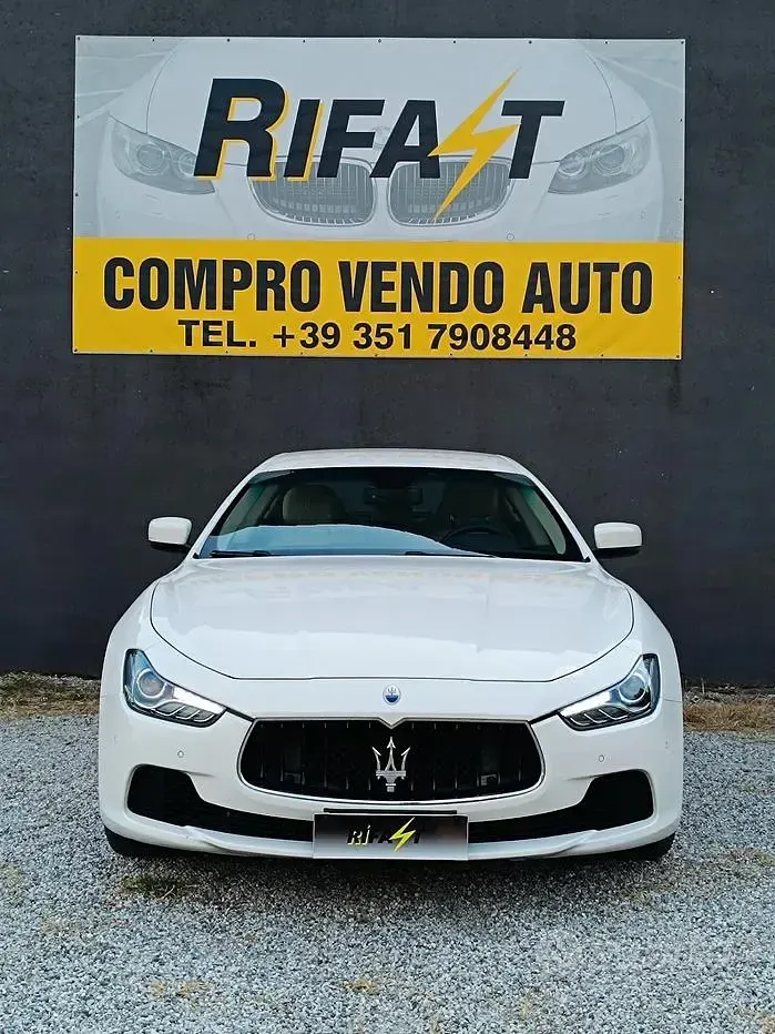 Usata Maserati Ghibli 250 CV (183 kW) 2015 Bianco Berlina