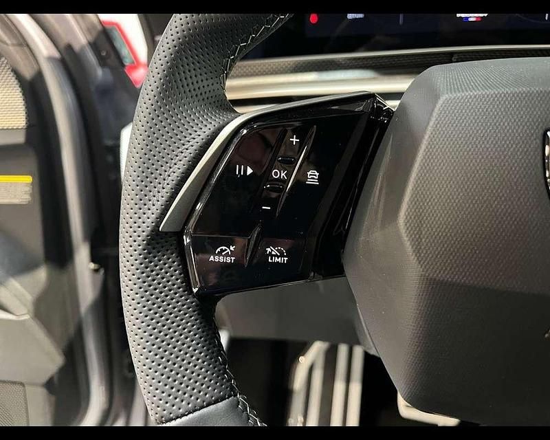 Usata Peugeot 5008 GTi 145 CV (106 kW) 2025 Grigio SUV