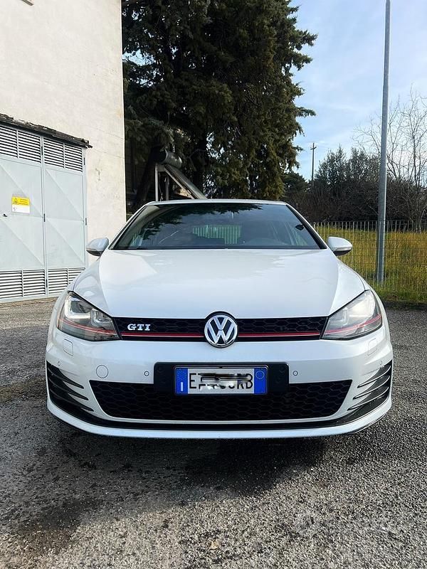 Bianco Usata 2014 VW Golf GTI Tre volumi | 15.000 € (Super prezzo) - Immagine 1/4
