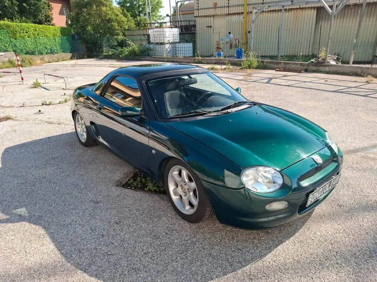Usata MG F 120 CV (88 kW) 1996 Verde Cabrio