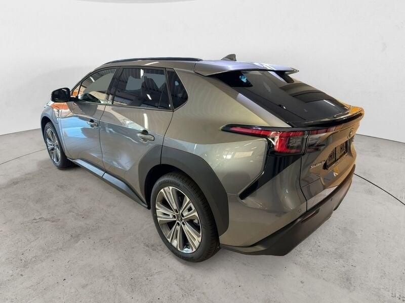 Usata Subaru Solterra 160 kW (218 CV) 2023 Grigio SUV