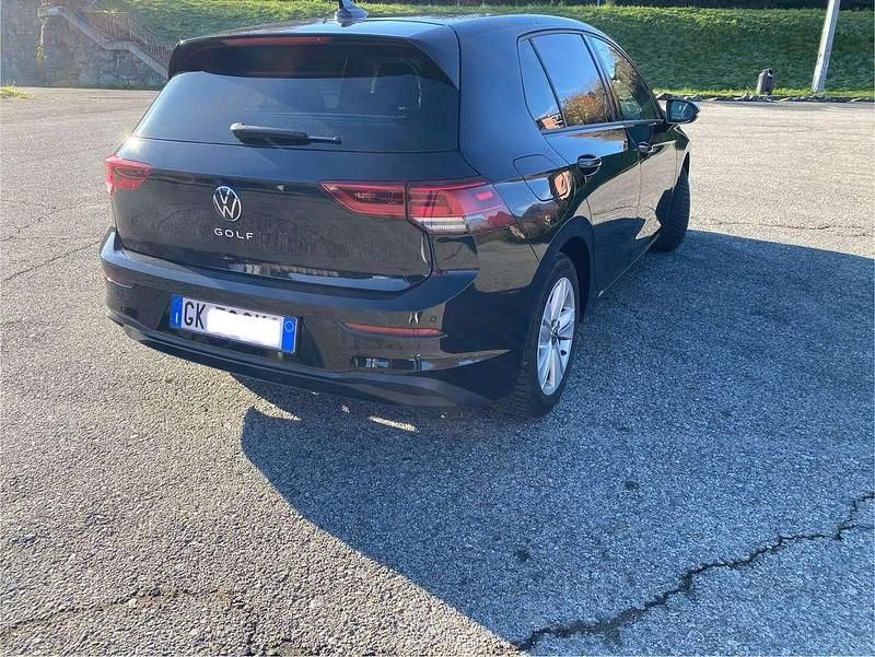 Usata 2020 VW Golf VII Life Tre volumi | 19.000 € (Ottimo prezzo) - Immagine 1/4