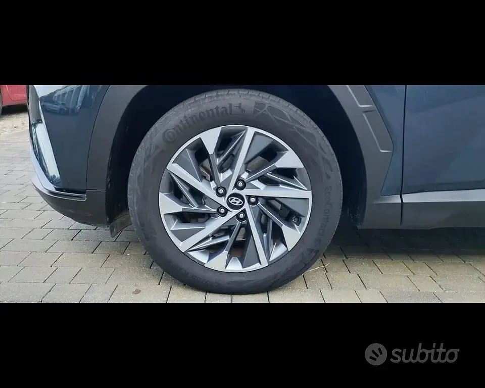 Usata Hyundai Tucson 136 CV (100 kW) 2021 Bleu metallizzato scuro SUV