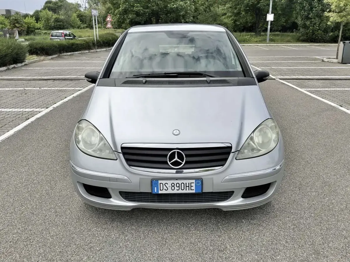 Usata Mercedes A150 95 CV (69 kW) 2008 Argento Monovolume