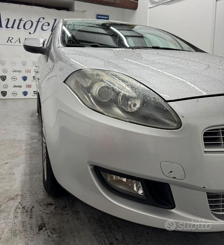 Usata Fiat Bravo Emotion 120 CV (88 kW) 2010 Grigio Utilitaria