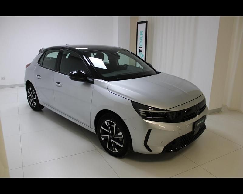 Usata Opel Corsa Ultimate 101 CV (74 kW) 2024 Grigio Utilitaria