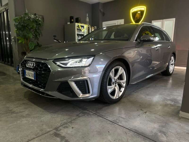 Usata Audi A4 S-Line 163 CV (119 kW) 2022 Grigio Station wagon
