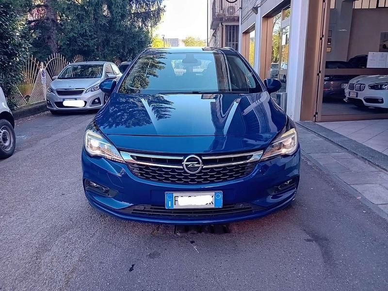 Usata Opel Astra 110 CV (80 kW) 2018 Blu/azzurro Station wagon