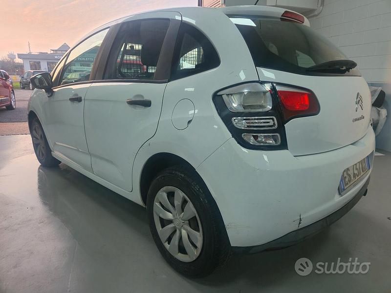 Usata Citroën C3 68 CV (50 kW) 2013 Bianco Berlina