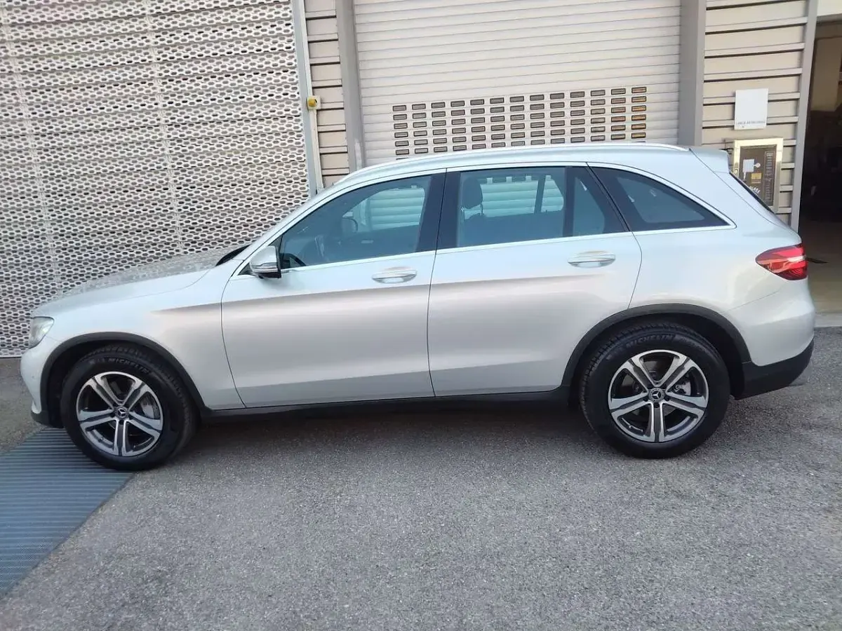 Usata Mercedes GLC250 Exclusive 204 CV (150 kW) 2017 Argento SUV