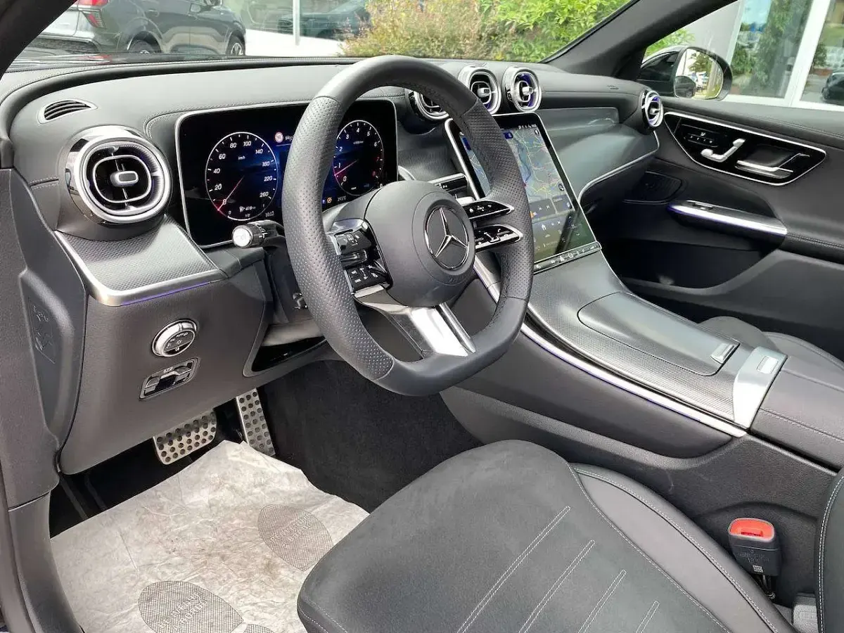 Usata Mercedes GLC200 Advanced 204 CV (150 kW) 2025 Nero SUV