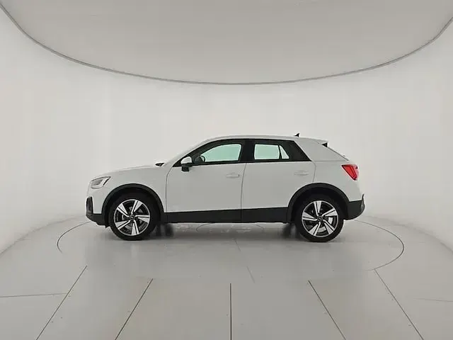 Usata Audi Q2 Admired 110 CV (80 kW) 2022 Bianco SUV