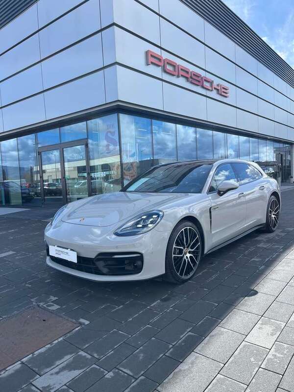 Gesso Usata 2021 Porsche Panamera S E-Hybrid Sport Turismo Tre volumi | 82.900 € (Buon prezzo) - Immagine 1/4