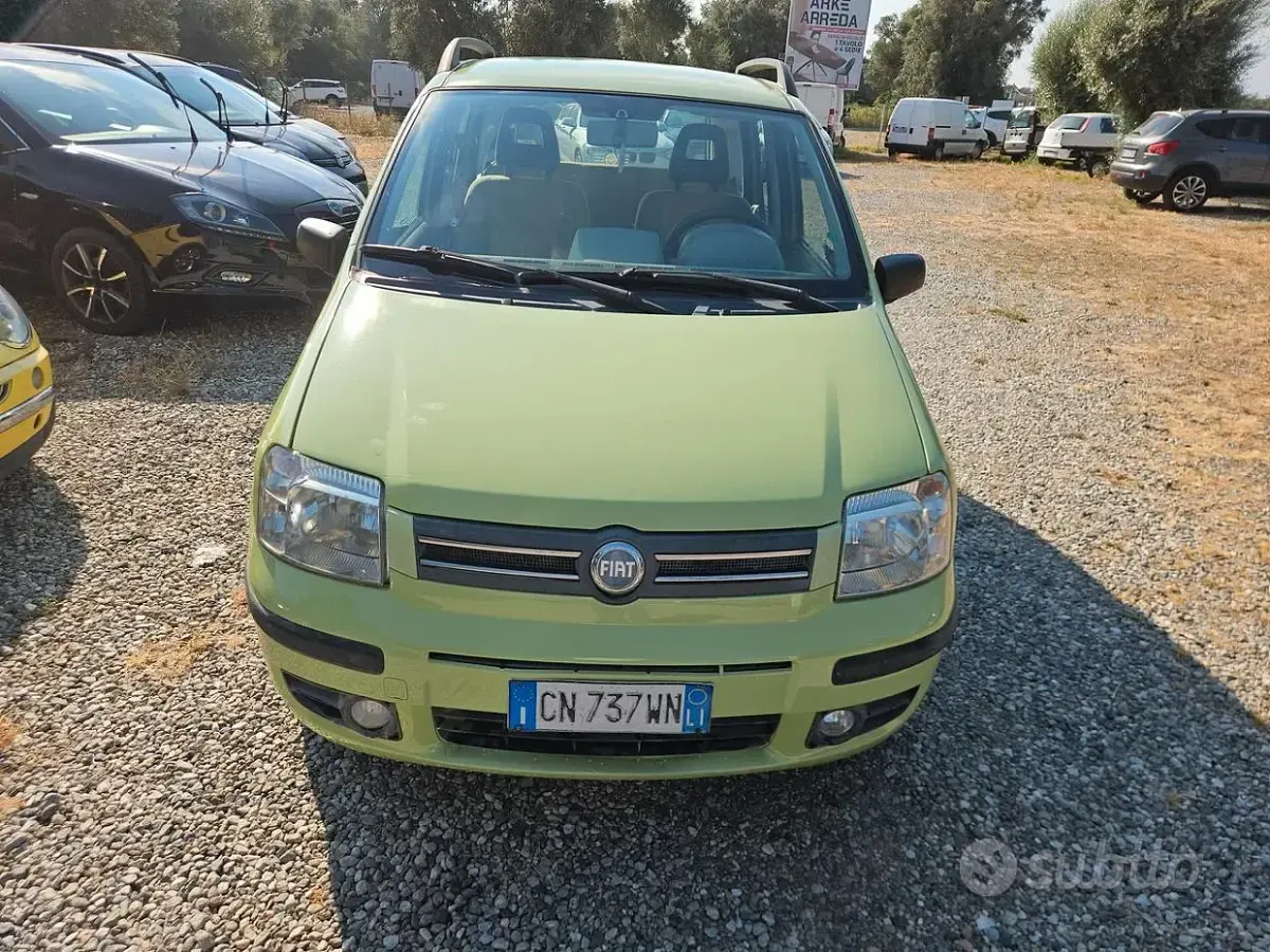 Usata Fiat Panda Dynamic 60 CV (44 kW) 2005 Verde Utilitaria