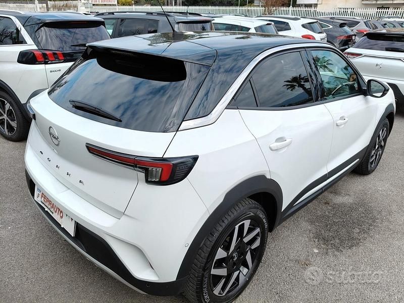 Usata Opel Mokka GS Line 131 CV (96 kW) 2022 Bianco SUV