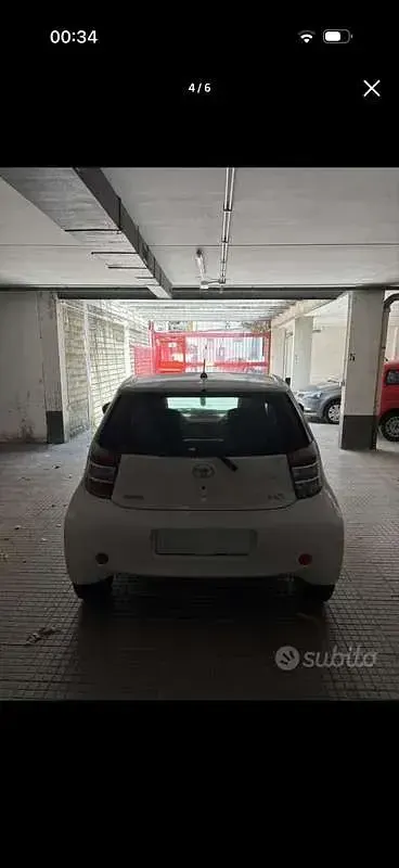 Usata Toyota iQ Sol 68 CV (50 kW) 2009 Utilitaria