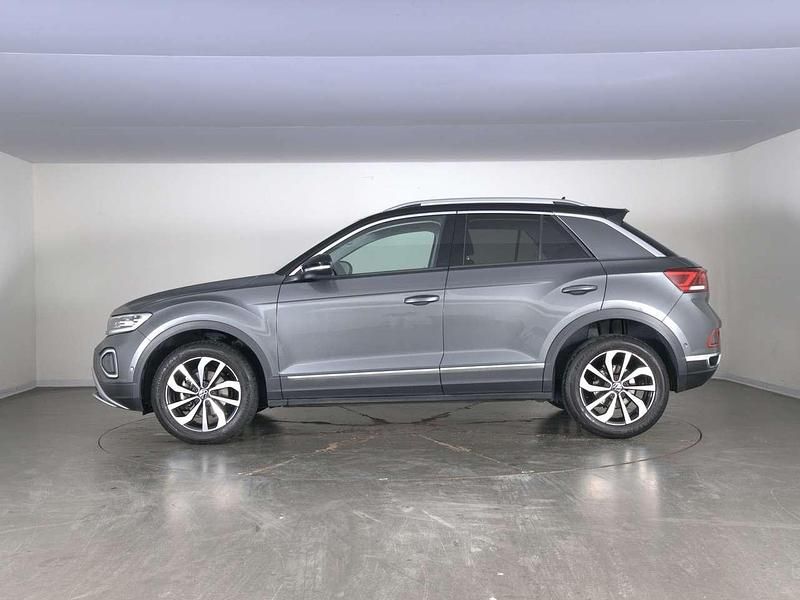 Usata VW T-Roc Style 150 CV (110 kW) 2023 Indium grey metallizzato nero SUV