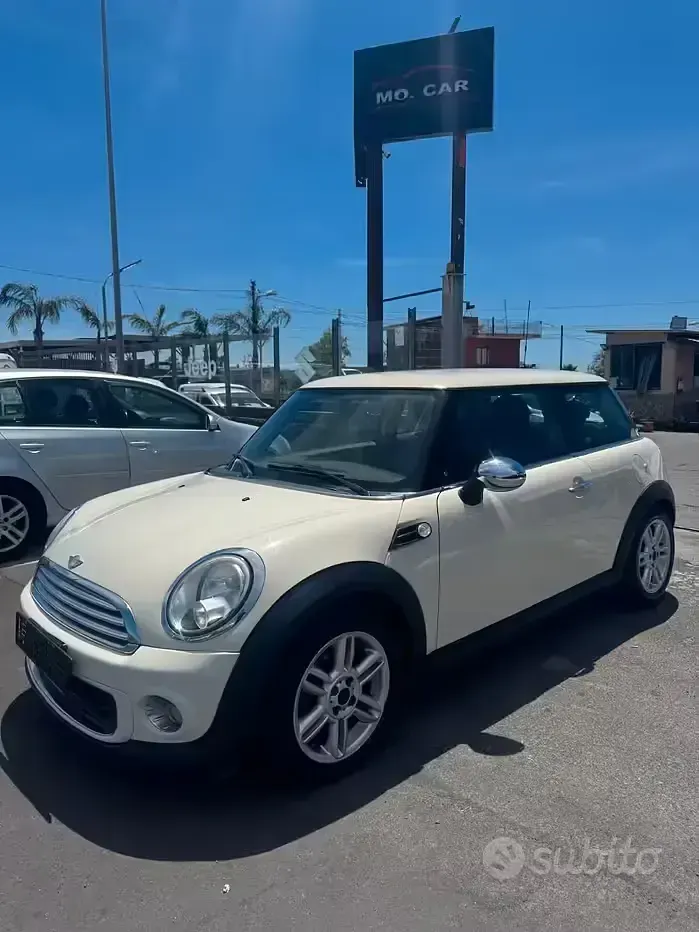 Usata Mini Cooper 75 CV (55 kW) 2013 Utilitaria