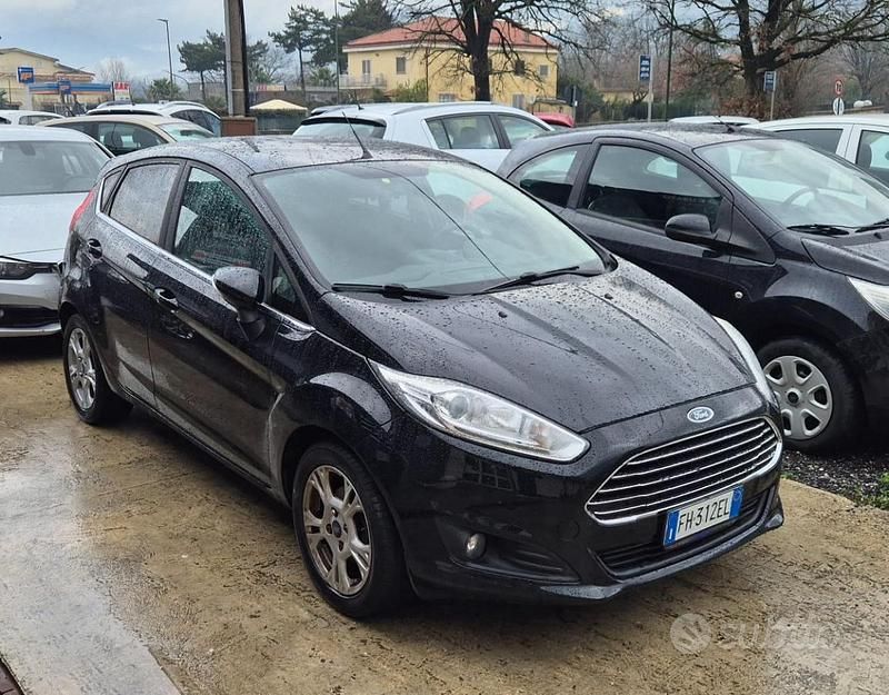 Usata Ford Fiesta Business Edition 75 CV (55 kW) 2017 Bianco Berlina