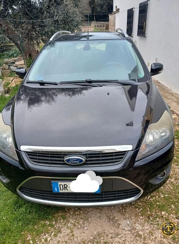 Begagnad Ford Focus 2008 Minibuss