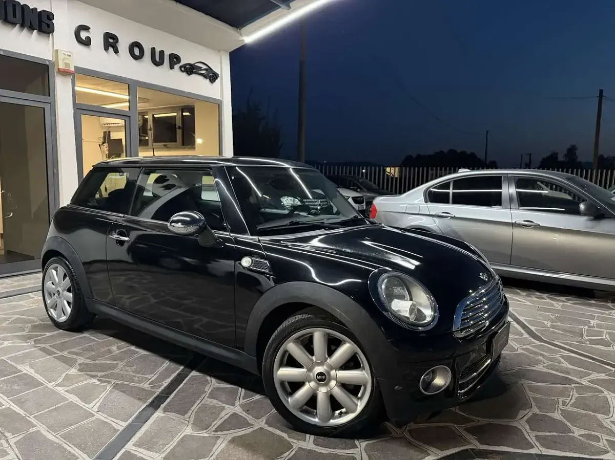 Usata Mini One D 90 CV (66 kW) 2009 Nero Utilitaria