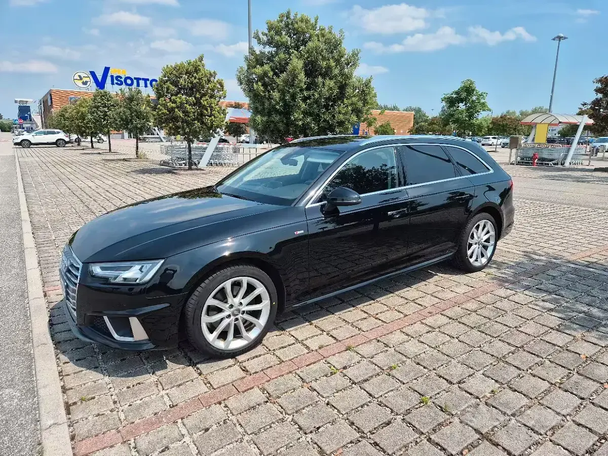 Usata Audi A4 S-Line 122 CV (89 kW) 2019 Nero Station wagon