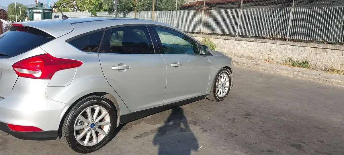 Usata Ford Focus Titanium X 120 CV (88 kW) 2017 Berlina