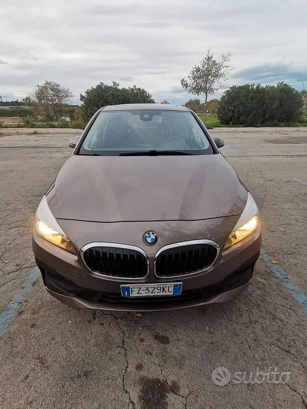 Usata BMW 216 Active Tourer Luxury Line 116 CV (85 kW) 2019 Marrone Monovolume