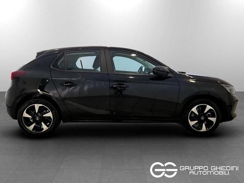 Usata Opel Corsa-e 56 kW (77 CV) 2023 Nero Utilitaria