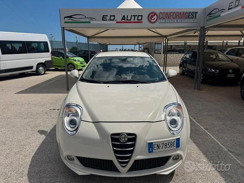 Usata Alfa Romeo MiTo 78 CV (57 kW) 2013 Beige Utilitaria