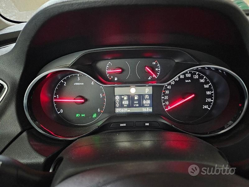 Usata Opel Grandland X 130 CV (95 kW) 2019 Nero SUV