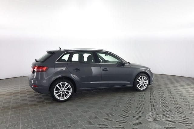 Usata Audi A3 Business 150 CV (110 kW) 2018 Grigio Berlina