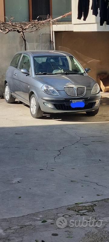 Usata Lancia Ypsilon 75 CV (55 kW) 2006 Utilitaria