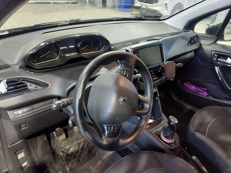 Usata Peugeot 208 Active 68 CV (50 kW) 2019 Utilitaria