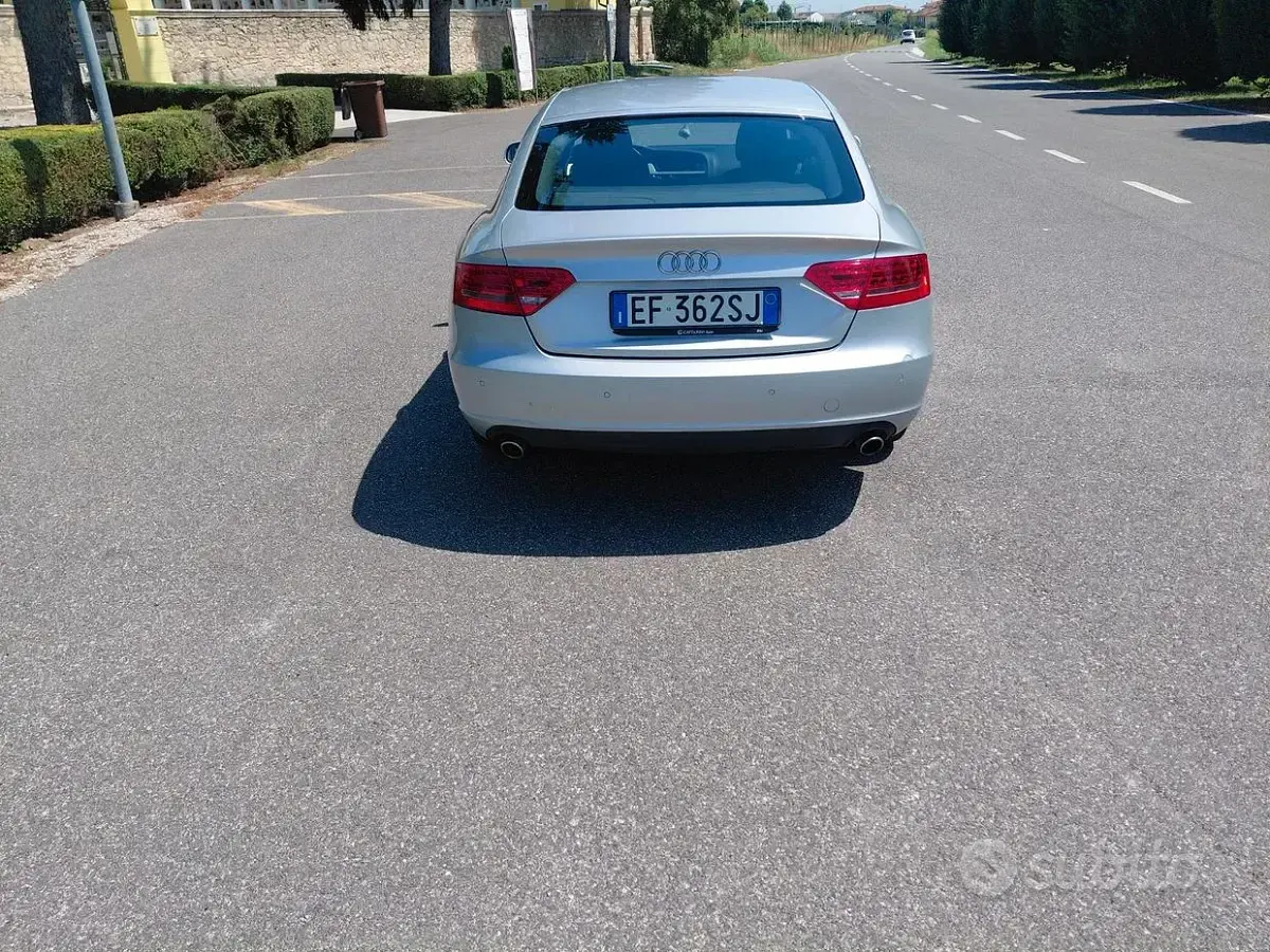Usata Audi A5 190 CV (139 kW) 2011 Grigio Coupé