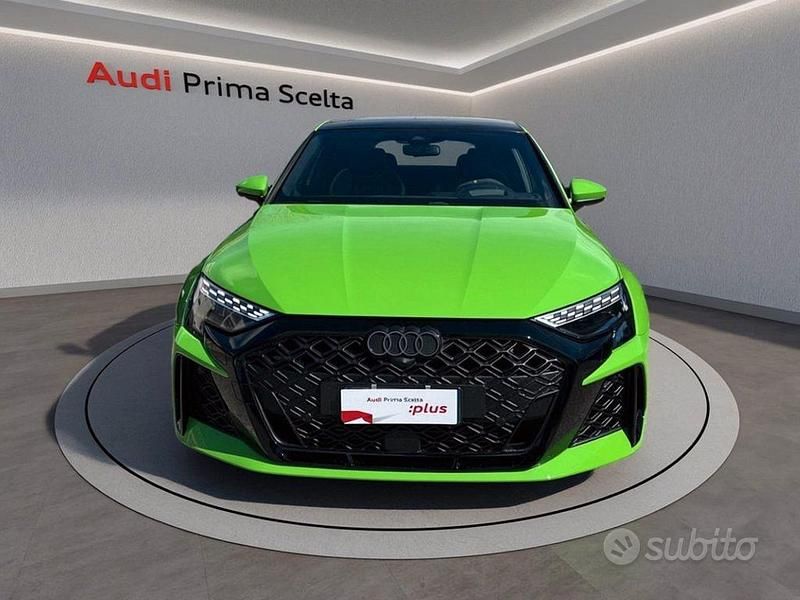 Usata Audi RS3 Comfort 400 CV (294 kW) 2025 Verde kyalami Berlina