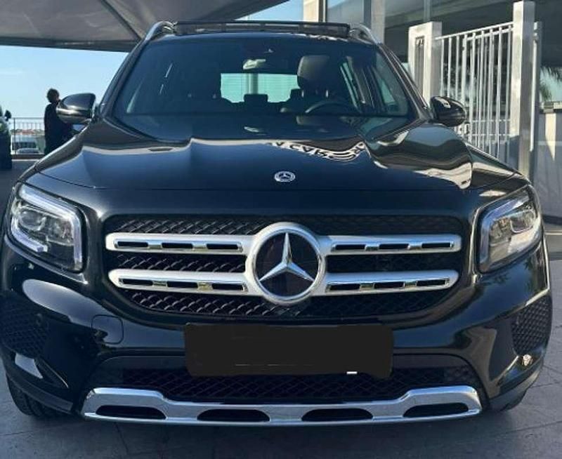 Usata Mercedes GLB200 150 CV (110 kW) 2022 Nero SUV