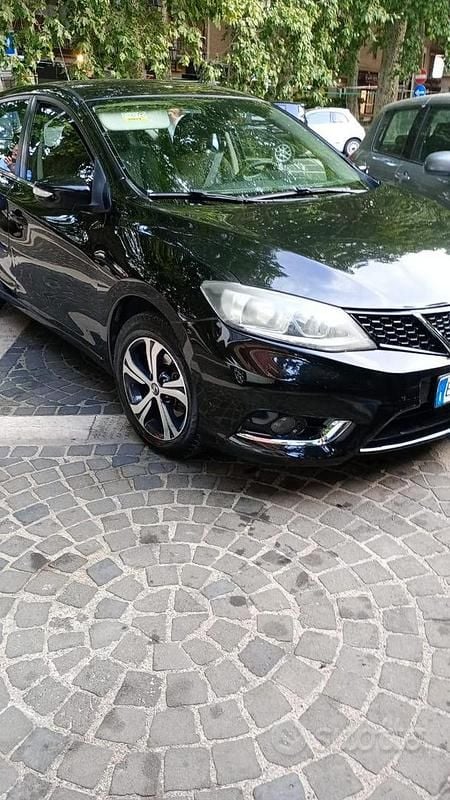 Nero Usata 2015 Nissan Pulsar Tre volumi | 5690 € (Ottimo prezzo) - Immagine 1/4
