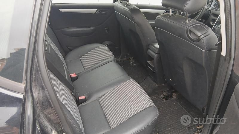 Usata Mercedes A150 95 CV (69 kW) 2005 Nero Monovolume