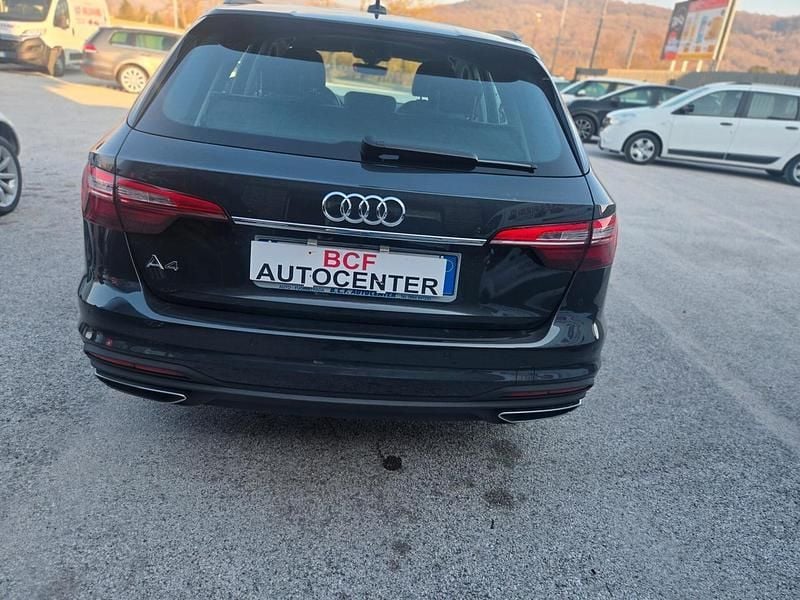 Usata Audi A4 Business 163 CV (119 kW) 2021 Grigio Station wagon