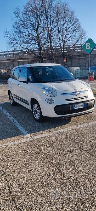 Usata Fiat 500L Living 85 CV (62 kW) 2016 Bianco Monovolume