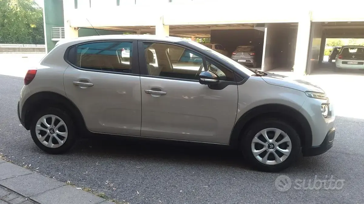 Usata Citroën C3 PureTech 83 CV (61 kW) 2022 Grigio Utilitaria