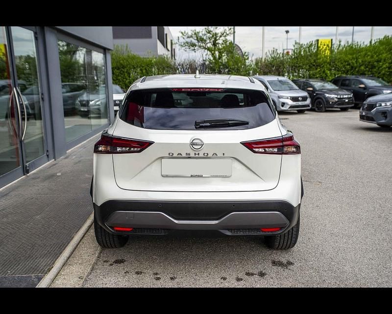 Nuova Nissan Qashqai 15 CV (11 kW) 2026 Pearl white SUV