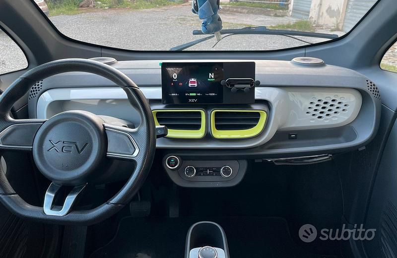 Usata XEV Yoyo 7 kW (10 CV) 2023 Grigio Utilitaria