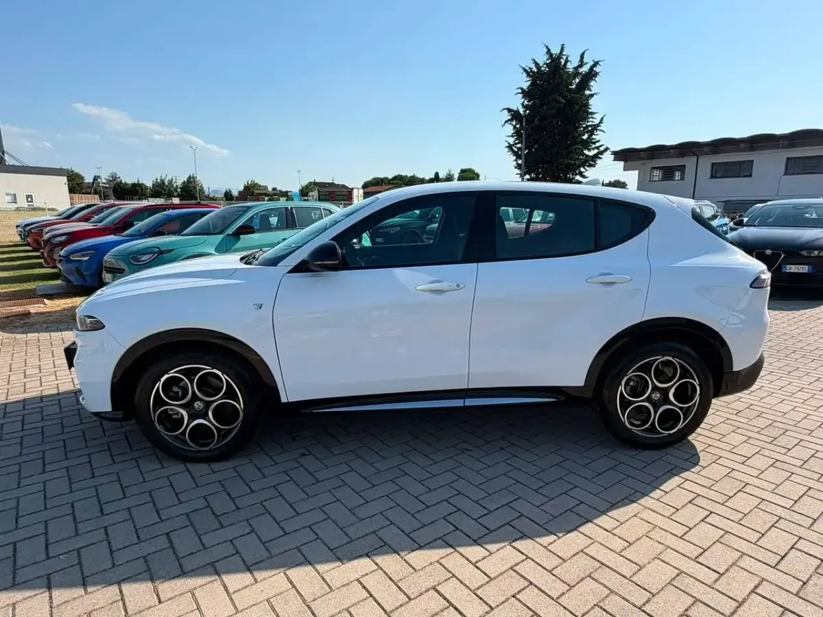Usata Alfa Romeo Tonale Ti 160 CV (117 kW) 2023 Bianco SUV